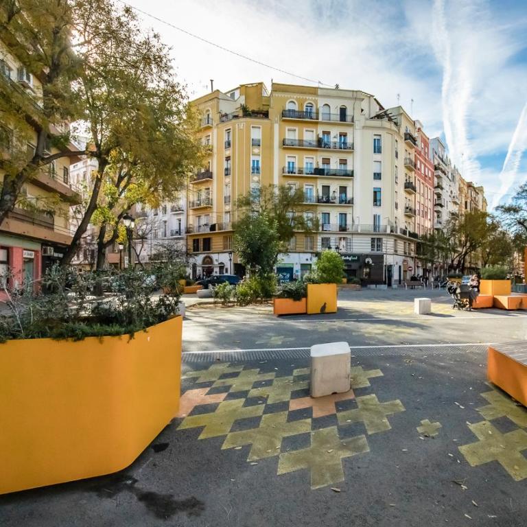 Penthouse with Terrace in the Heart of Valencia - Three-Bedroom Apartment - 35