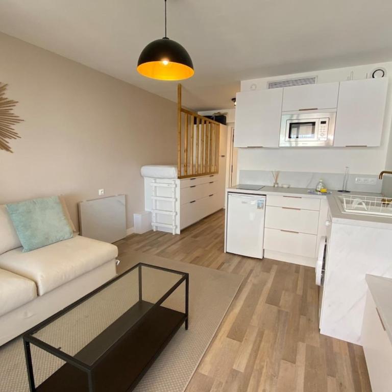 06AI - Beautiful renovated studio - sea and pool view - Appartement 1 Chambre - 1