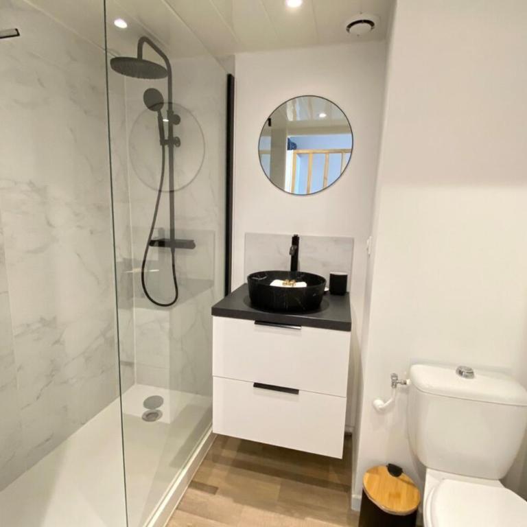 06AI - Beautiful renovated studio - sea and pool view - Appartement 1 Chambre - 17