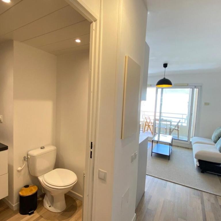 06AI - Beautiful renovated studio - sea and pool view - Appartement 1 Chambre - 22