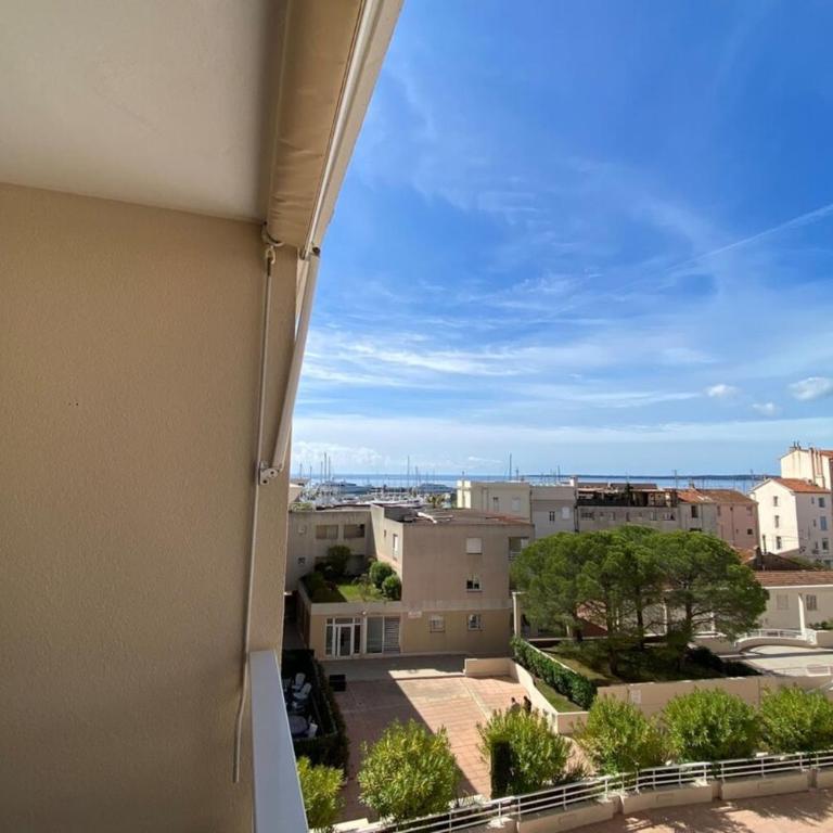 06AI - Beautiful renovated studio - sea and pool view - Appartement 1 Chambre - 27