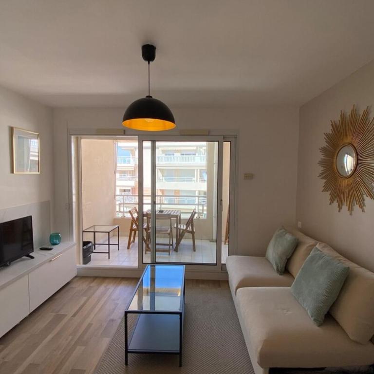 06AI - Beautiful renovated studio - sea and pool view - Appartement 1 Chambre - 31