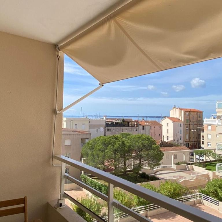 06AI - Beautiful renovated studio - sea and pool view - Appartement 1 Chambre - 34