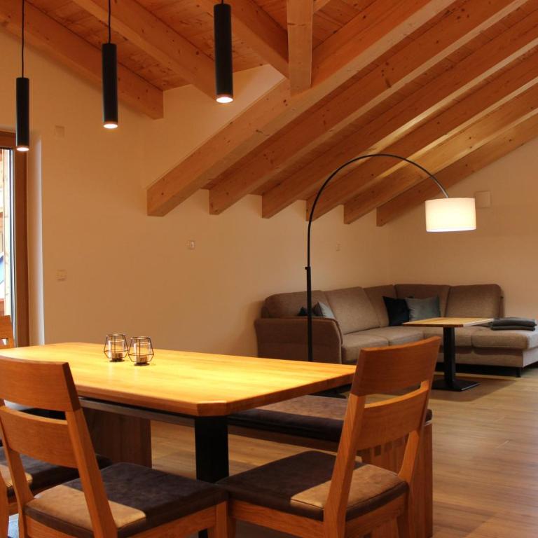 Ferienwohnungen Löslerfreud - Apartamento con balcón - 1