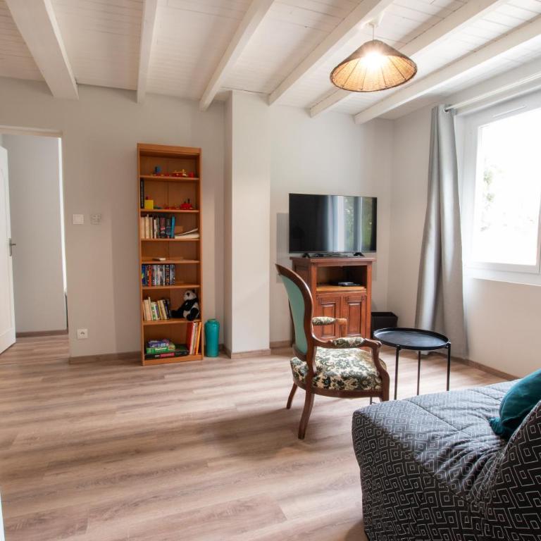 Mas des Cyprès, clim - jardin en Camargue - Maison 3 Chambres - 9