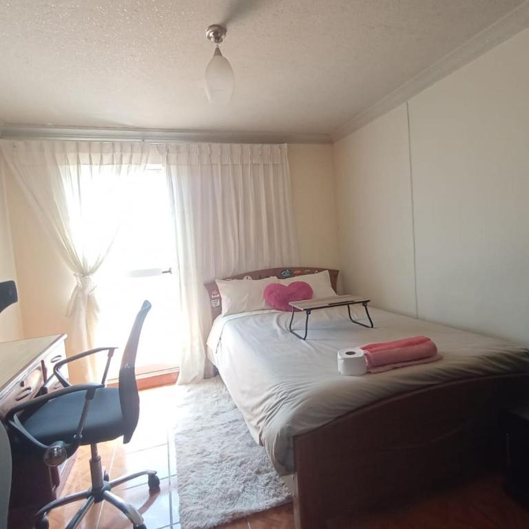 Casa tres habitaciones con parqueo - Apartamento de 3 dormitorios - 3