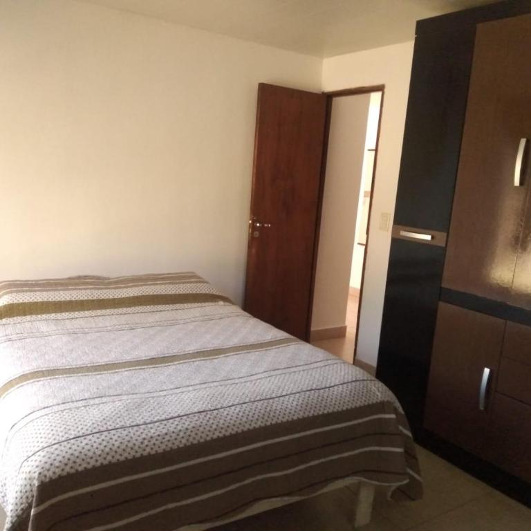 CM Alojamientos MDP Sur - Three-Bedroom House - 8