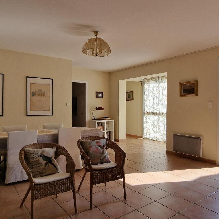F3 en centre-ville de Banyuls avec terrasse - FR-1-309-58 - Two-Bedroom Apartment - 5