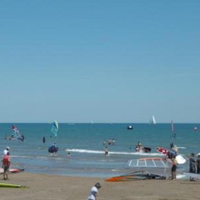 Gruissan - Studio rénové climatisé 2/3 pers, parking sécurisé, à 50m de la plage du Grazel - FR-1-796-16 - Appartamento - 26