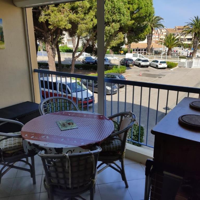 Studio spacieux à Gruissan - Parking - Vue port - Proche plage - FR-1-796-29 - Appartamento - 12