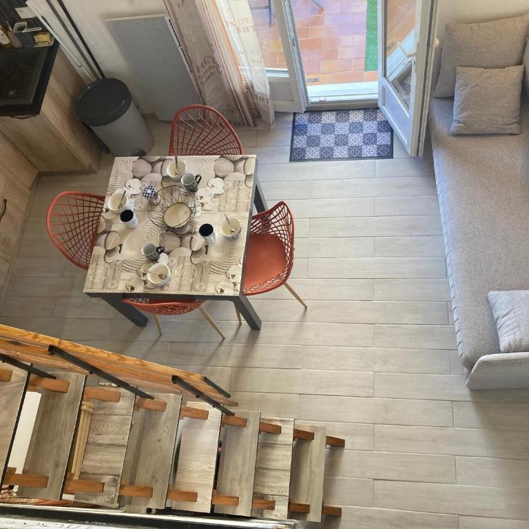 Gruissan: T2 Mezzanine 6 pers, proche plage, parking privé - FR-1-796-35 - Appartamento - 2