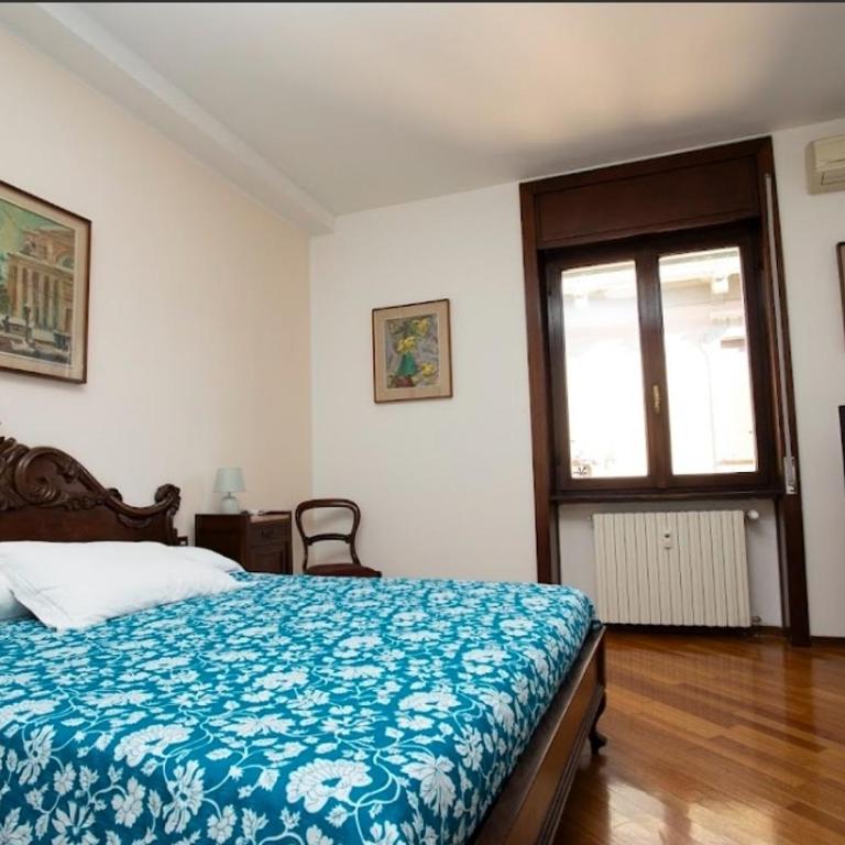 SOFI HOME BERGAMO - Camera Quadrupla con Bagno in Comune - 4