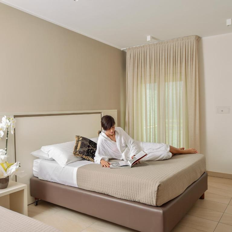 Hotel Globus - Junior Suite con Vista Mare - 11