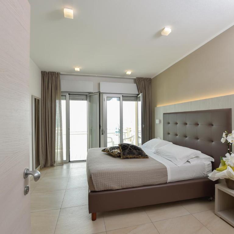 Hotel Globus - Junior Suite con Vista Mare - 8