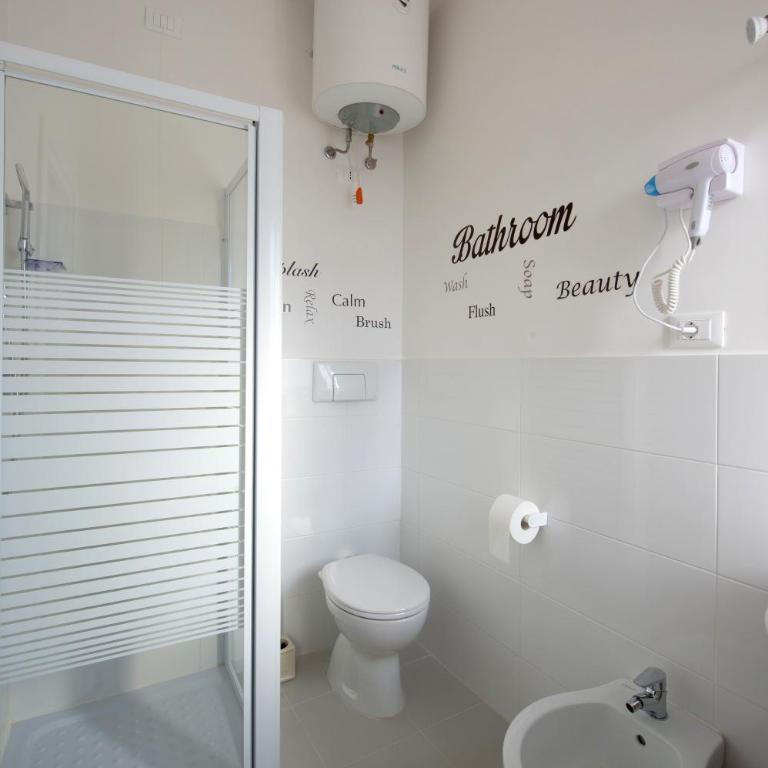 Letto e Latte Roma Guest House - Camera Singola con Bagno Privato - 8