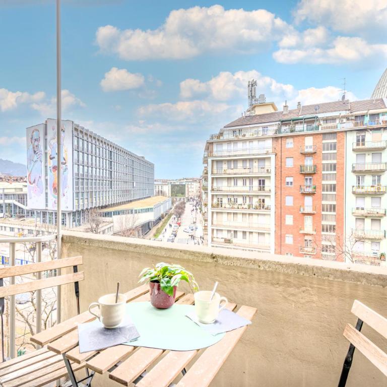 Appartamenti Vista Mole, Centro a 15 min - Luxury Suites & fast WiFi - Appartamento Deluxe con 2 Camere da Letto - 34