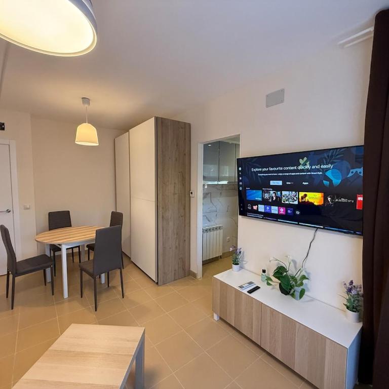 Lloret de Mar Coastal Retreat Just Steps from the Beach - Apartamento de 1 dormitorio - 52