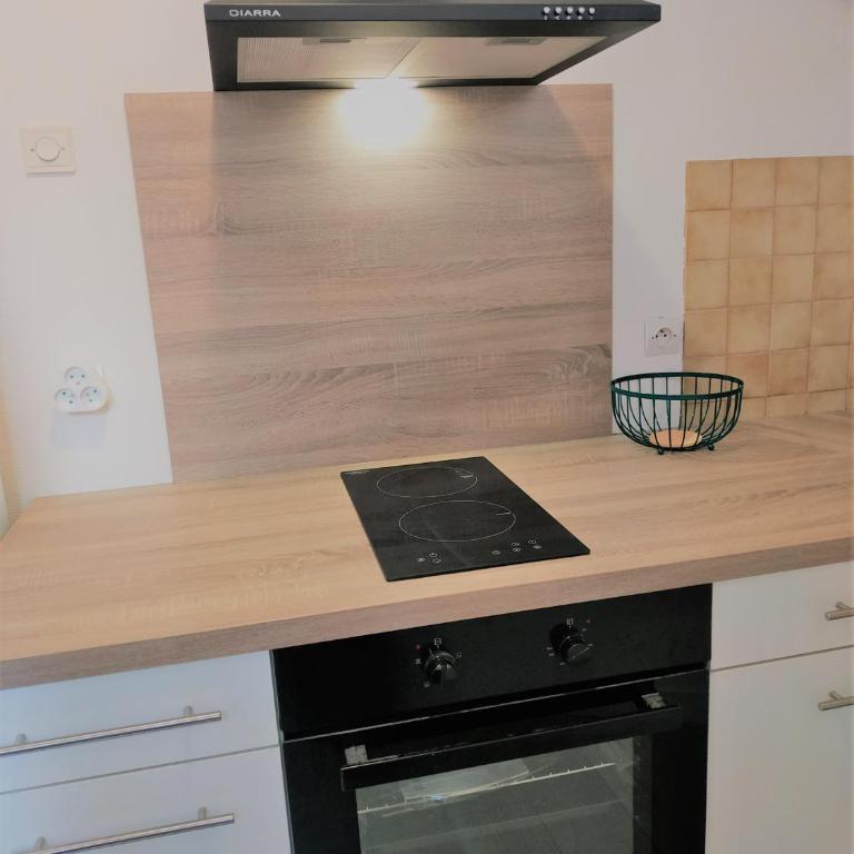 Appartement tout équipé avec terrasse à 600m du centre thermal - Appartement - Rez-de-Chaussée - 13