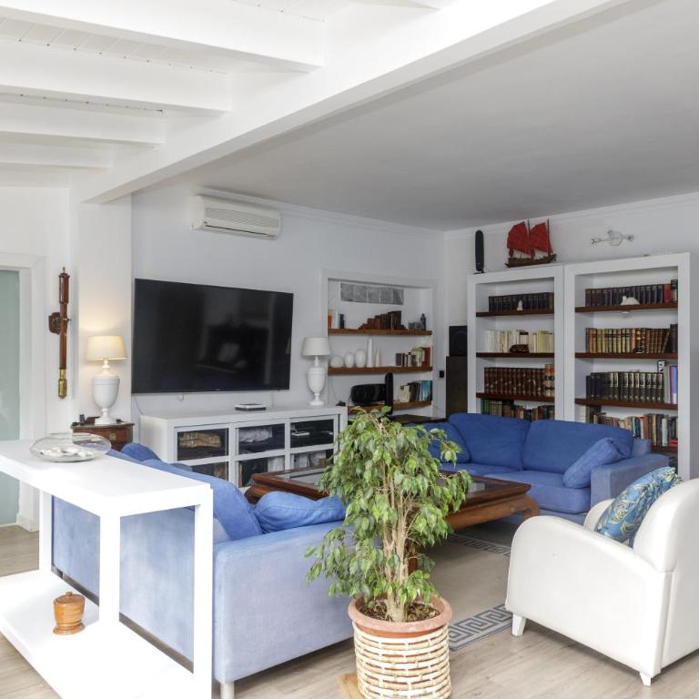 CHALET en la PLAYA CON PISCINA, Premiado en 2026 !!! - Casa de 3 dormitorios - 10