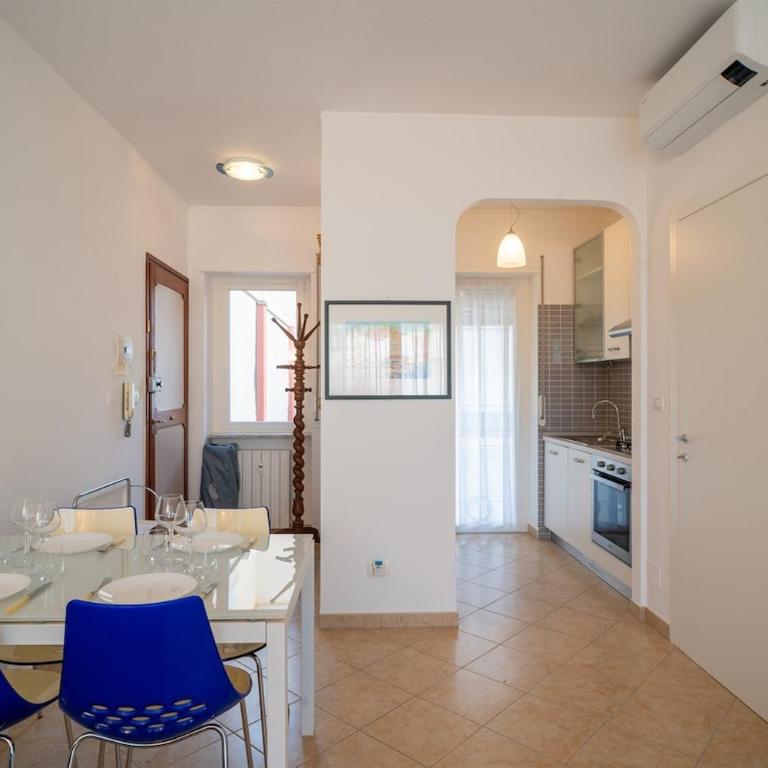 Pleiadi - Two bedroom apartment with terrace - Appartamento con 2 Camere da Letto - 3