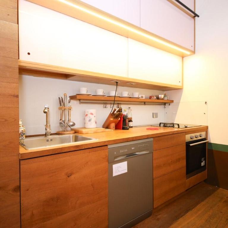500m from Piazza di Spagna - Canova Home by Hôtea - Appartamento con 2 Camere da Letto - 28
