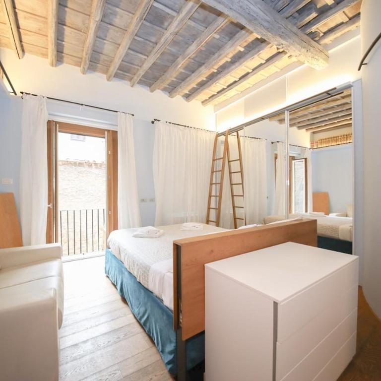 500m from Piazza di Spagna - Canova Home by Hôtea - Appartamento con 2 Camere da Letto - 32