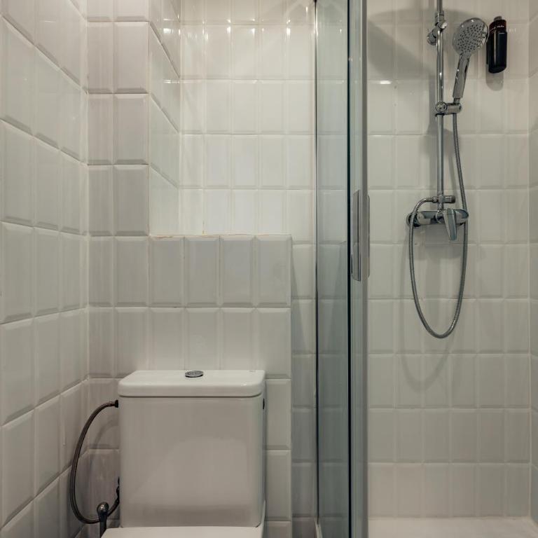 Design Apartments by Olala Homes - Apartment with Balcony - 3