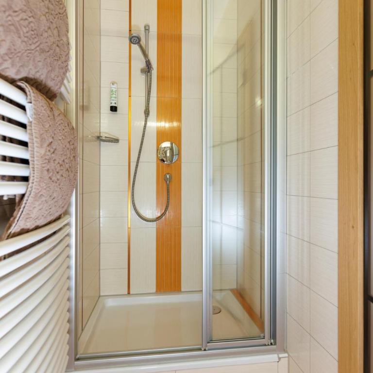 Hotel St. Georg - Standard Doppelzimmer - 5