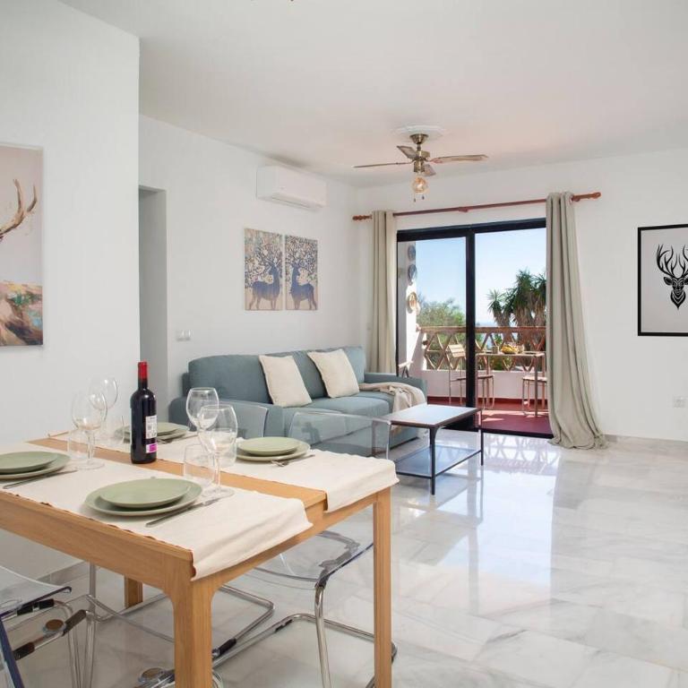 Cozy Apartment with Terrace - Apartamento - 1