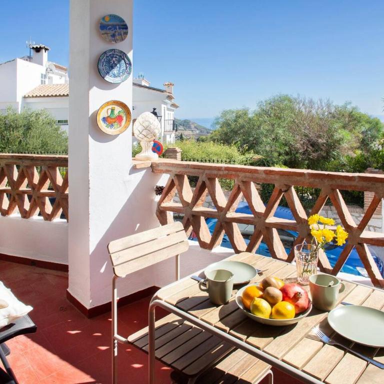 Cozy Apartment with Terrace - Apartamento - 2