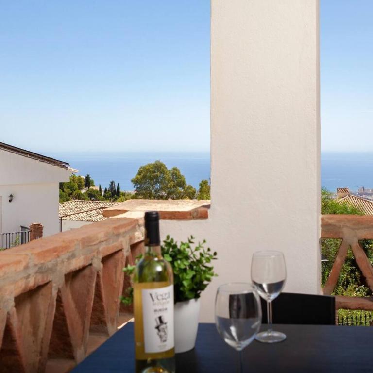 Delightful Apartment with Picturesque Views - Apartamento - 4