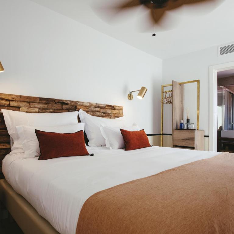 Mikasa Ibiza Boutique Hotel ADULTS ONLY - Habitación Doble con balcón y vistas al mar - 4