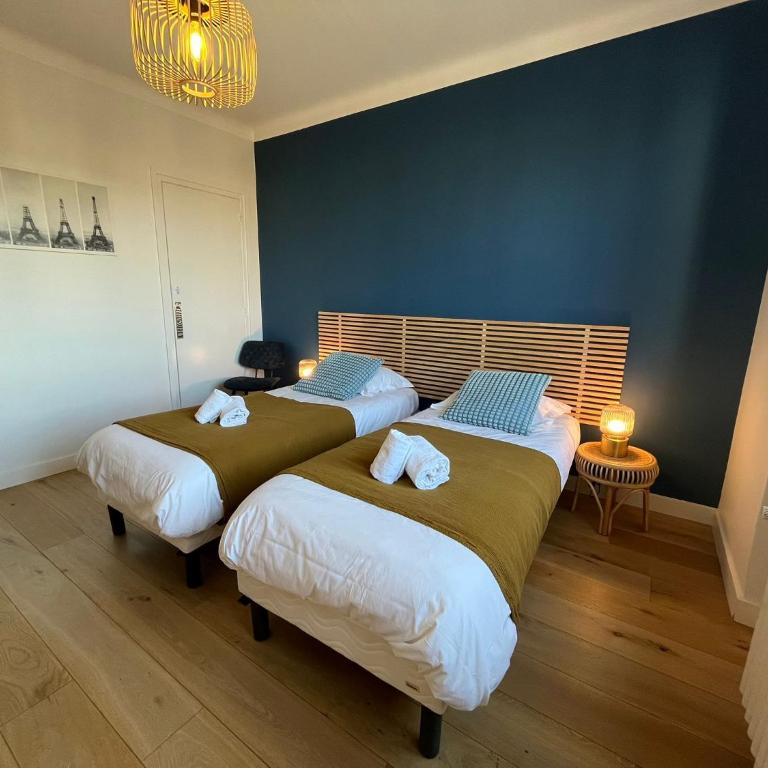 Lachenal, centre, balcon avec vue chateau - Two-Bedroom Apartment - 41