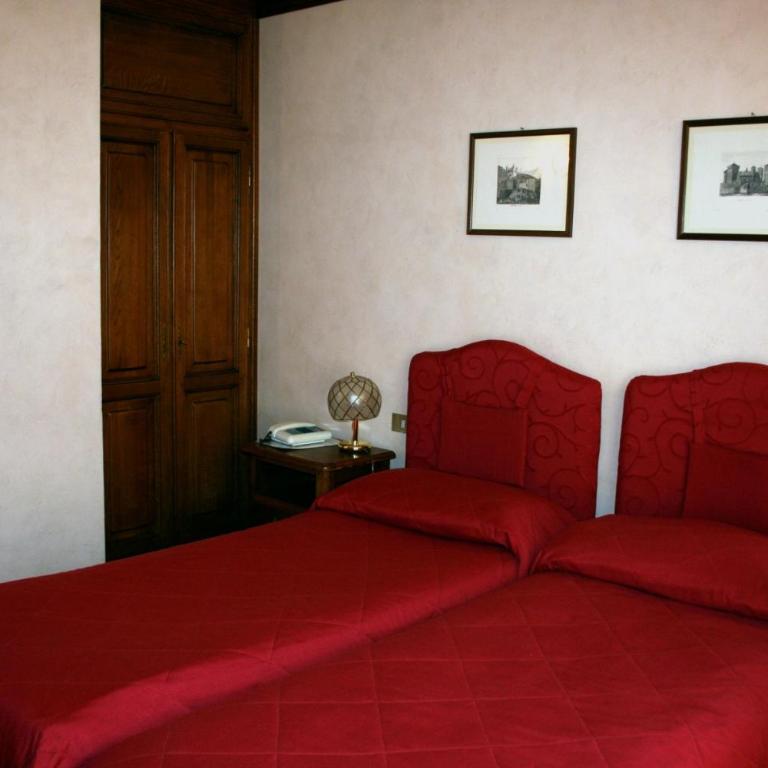 Hotel Panoramique - 2 Camere Adiacenti Matrimoniali/Doppie con Letti Singoli - 7