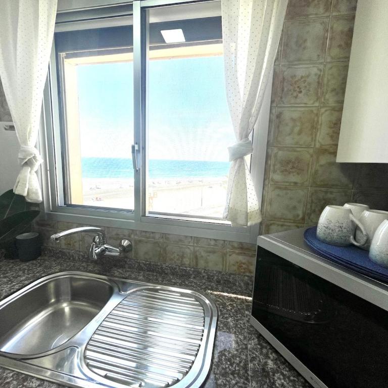 Geysotur Beachfront 75 - Apartamento de 2 dormitorios - 15