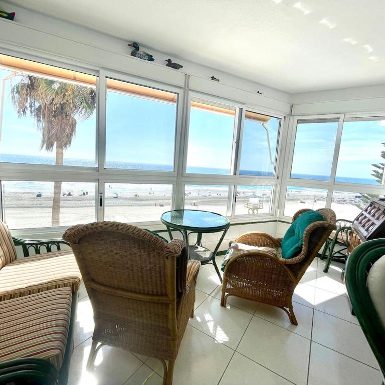 Geysotur Beachfront 75 - Apartamento de 2 dormitorios - 30