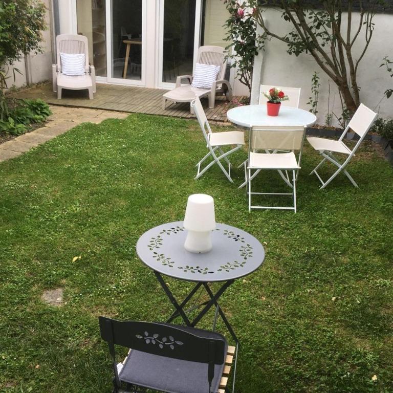 Maison de charme dans rue très calme - Casa de 2 dormitorios - 13