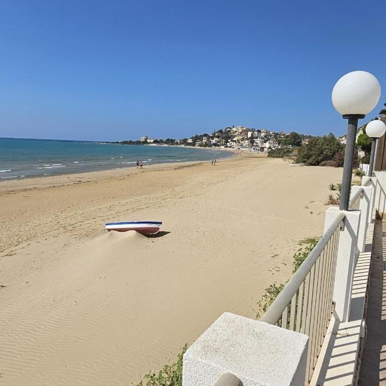 Casa Vacanze A Due Passi Dal Mare - Casa con 2 Camere da Letto - 5