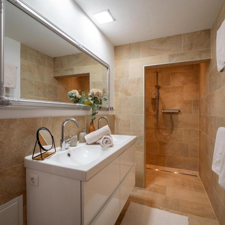 Landhaus Wöss - Apartamento de 2 dormitorios con ducha - 14