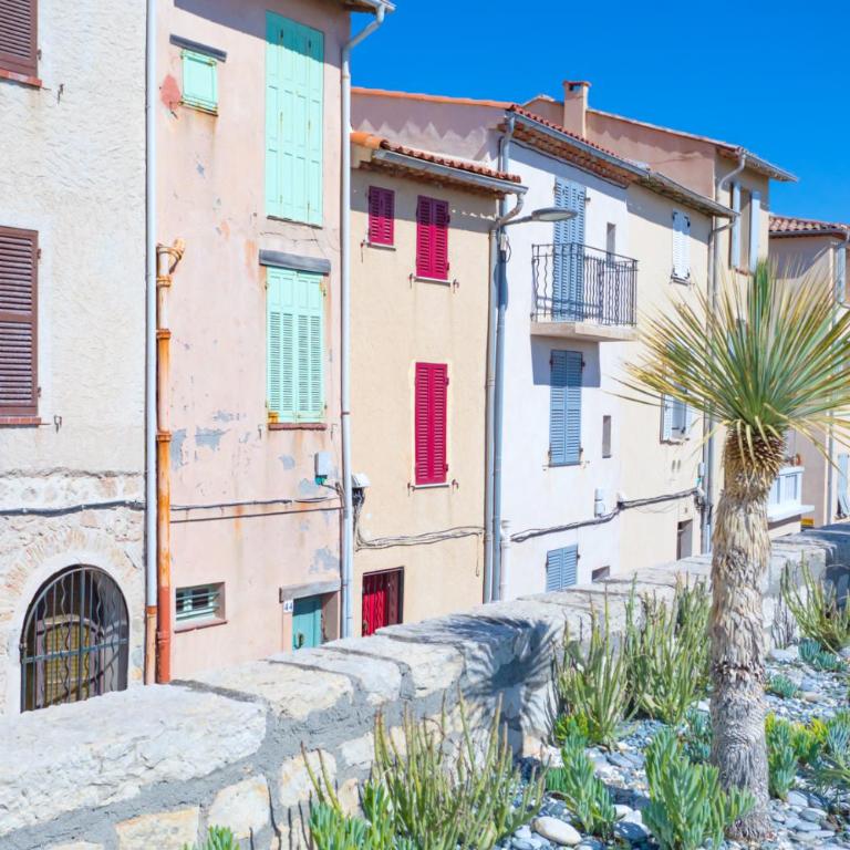A8 Staywizus - 2 BDR Duplex Remparts Heart of Old Antibes - Apartamento de 2 dormitorios - 9