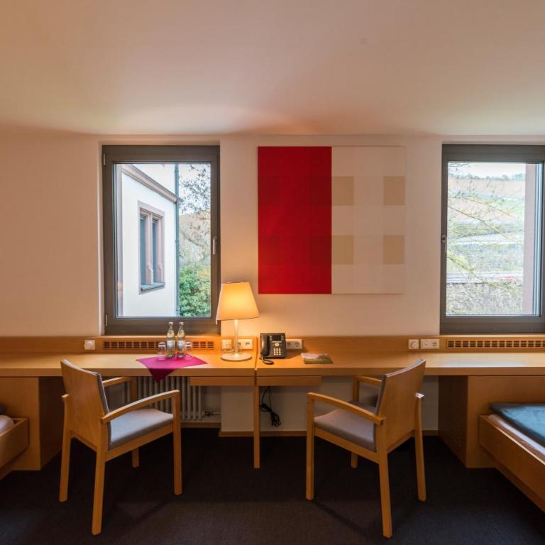 Tagungshaus Himmelspforten - Self Check-In - Zweibettzimmer - 2
