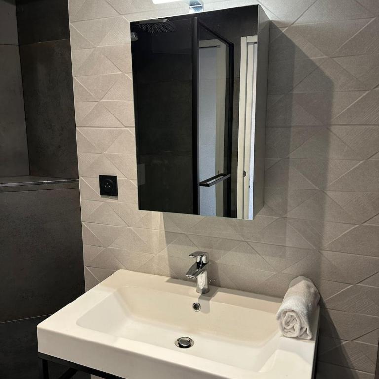 Studio tendance - Chambéry - Appartement 1 Chambre - 9