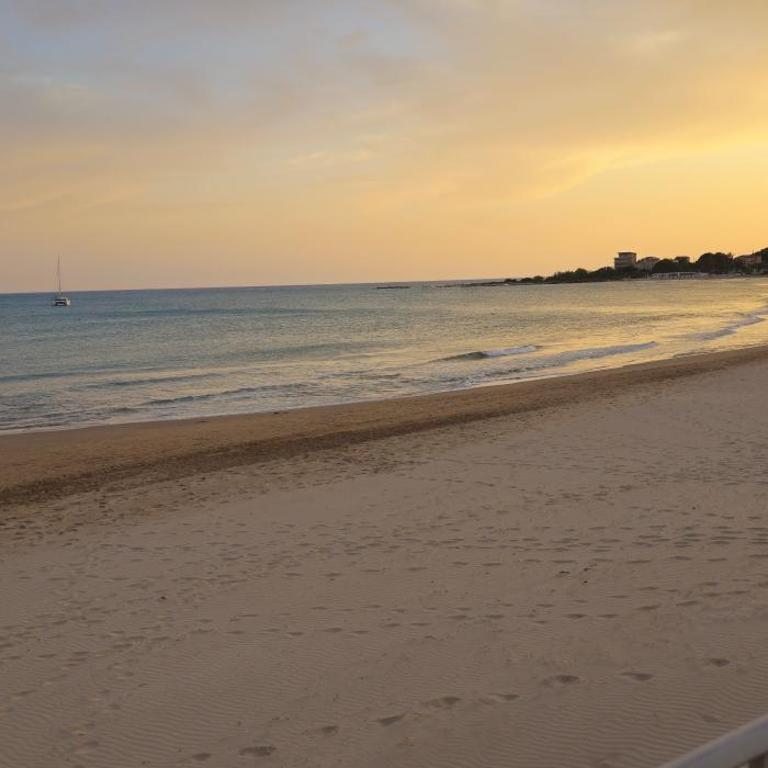 Casa Vacanze A Due Passi Dal Mare - Casa con 2 Camere da Letto - 45