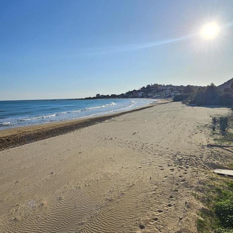 Casa Vacanze A Due Passi Dal Mare - Casa con 2 Camere da Letto - 50