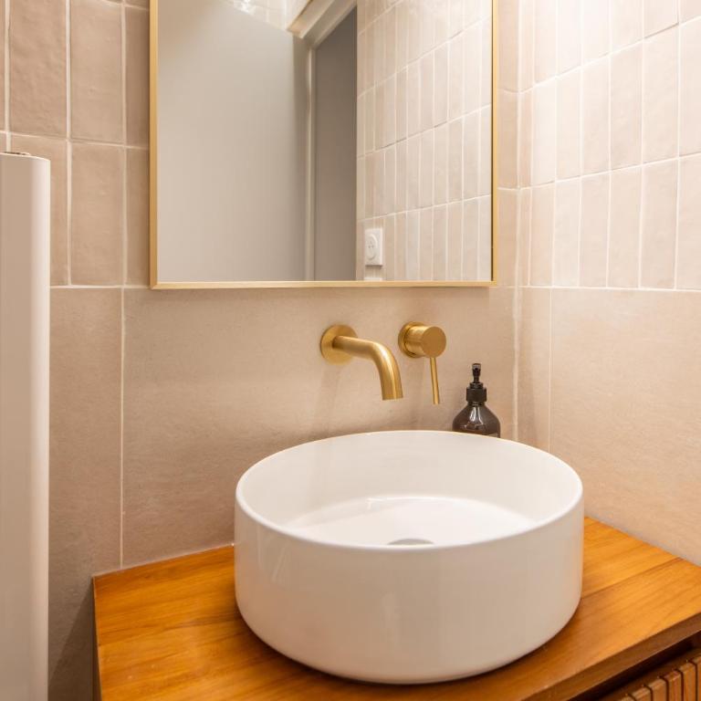 Stunning Tiny Studio - 5 min to Eiffel Tower - Appartement 1 Chambre - 22