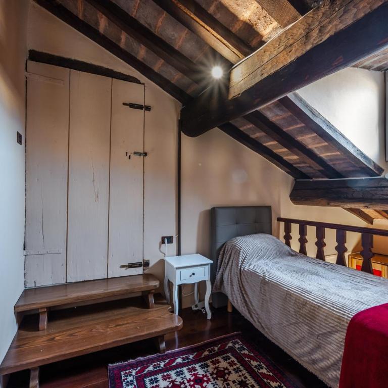 Modena City Center - Private Parking & 5 Guests - One-Bedroom Apartment - 21