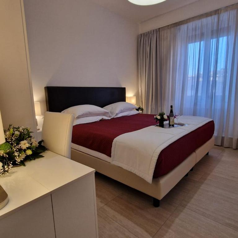 VATICAN GUEST HOUSE ROOMS in Rome - Suite con Vista Giardino - 12
