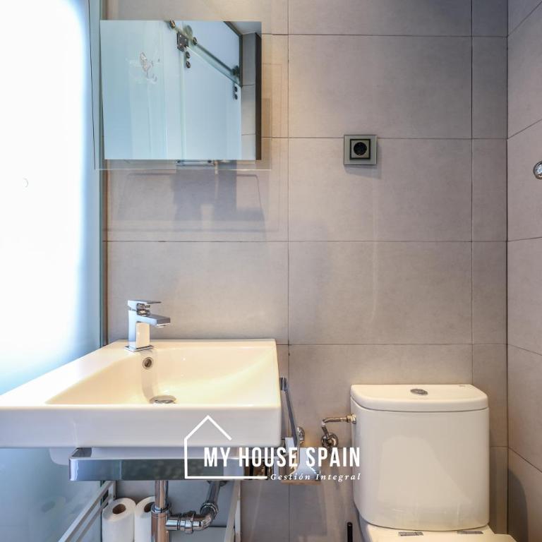 MyHouseSpain - Luminoso piso con Terraza - Apartamento de 2 dormitorios - 5