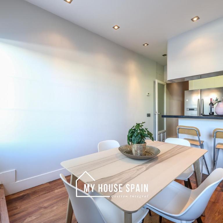 MyHouseSpain - Luminoso piso con Terraza - Apartamento de 2 dormitorios - 12