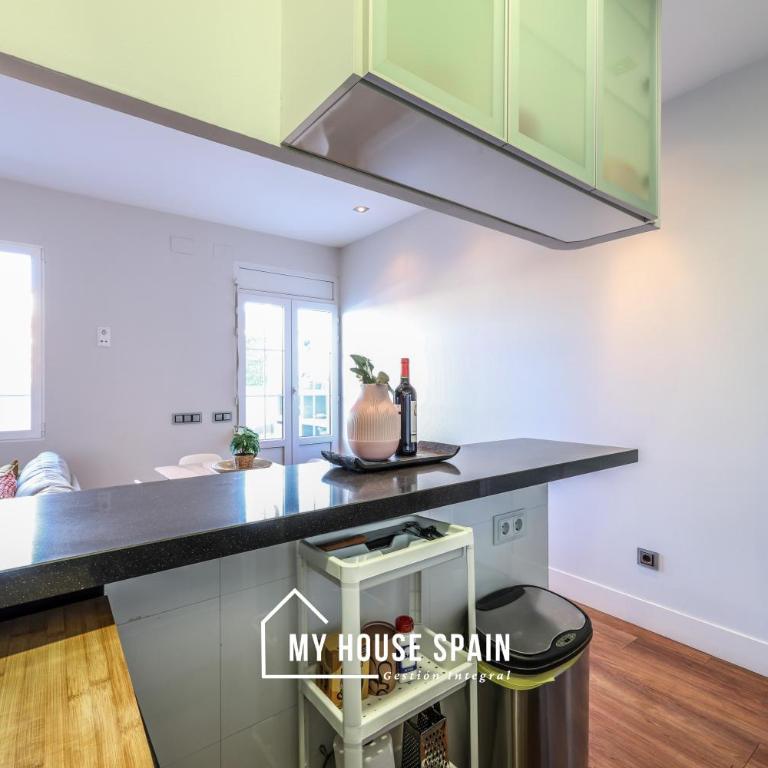 MyHouseSpain - Luminoso piso con Terraza - Apartamento de 2 dormitorios - 13